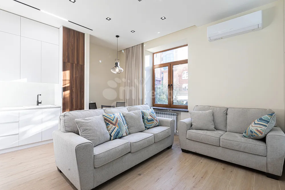 3-bedroom/apartment-for-rent/Amiryan+St/Center/Yerevan