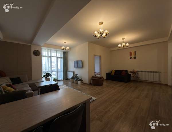 3-senyakanoc-bnakaran-vacharq-Yerevan-Arabkir