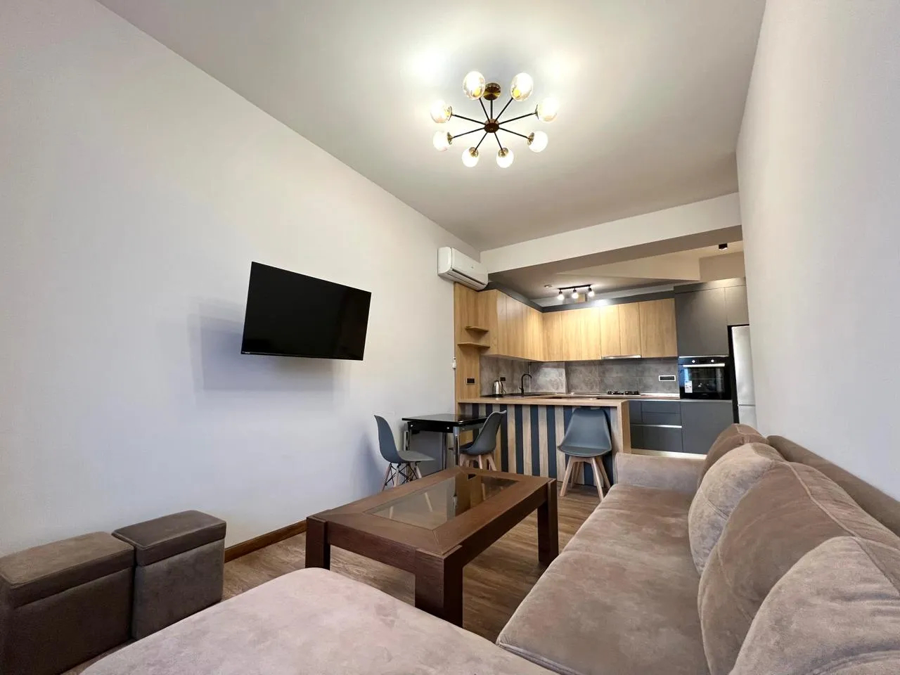 2 սենյականոց բնակարան  Այգեստան 11ին փող, Կենտրոն Երևան, 159548