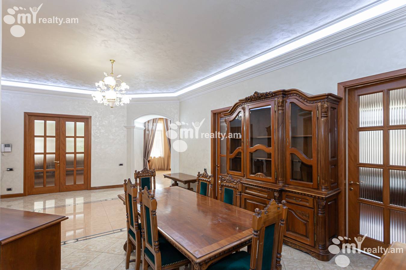 5 bedroom apartment for sale خیابان ابوویان, مرکز شهر ایروان, 143203