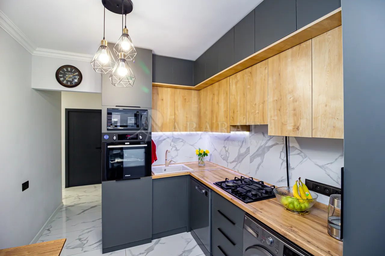 3 bedroom apartment for sale A. Avetisyan St, Arabkir Yerevan, 161975