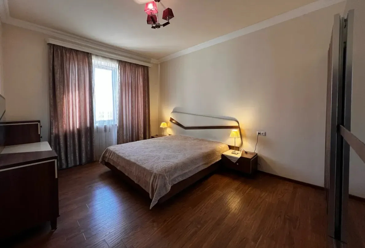3 bedroom apartment for sale Argishti St, Center Yerevan, 161831