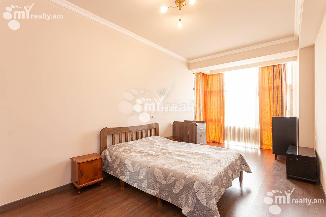 4 bedroom apartment for sale Antarayin St, Center Yerevan, 155317