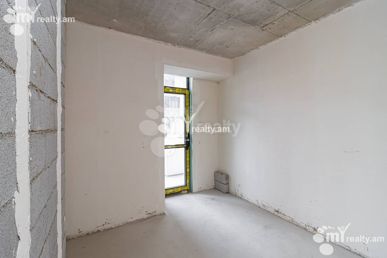 4 սենյականոց բնակարան  Լենինգրադյան փող, Աջափնյակ Երևան, 145346