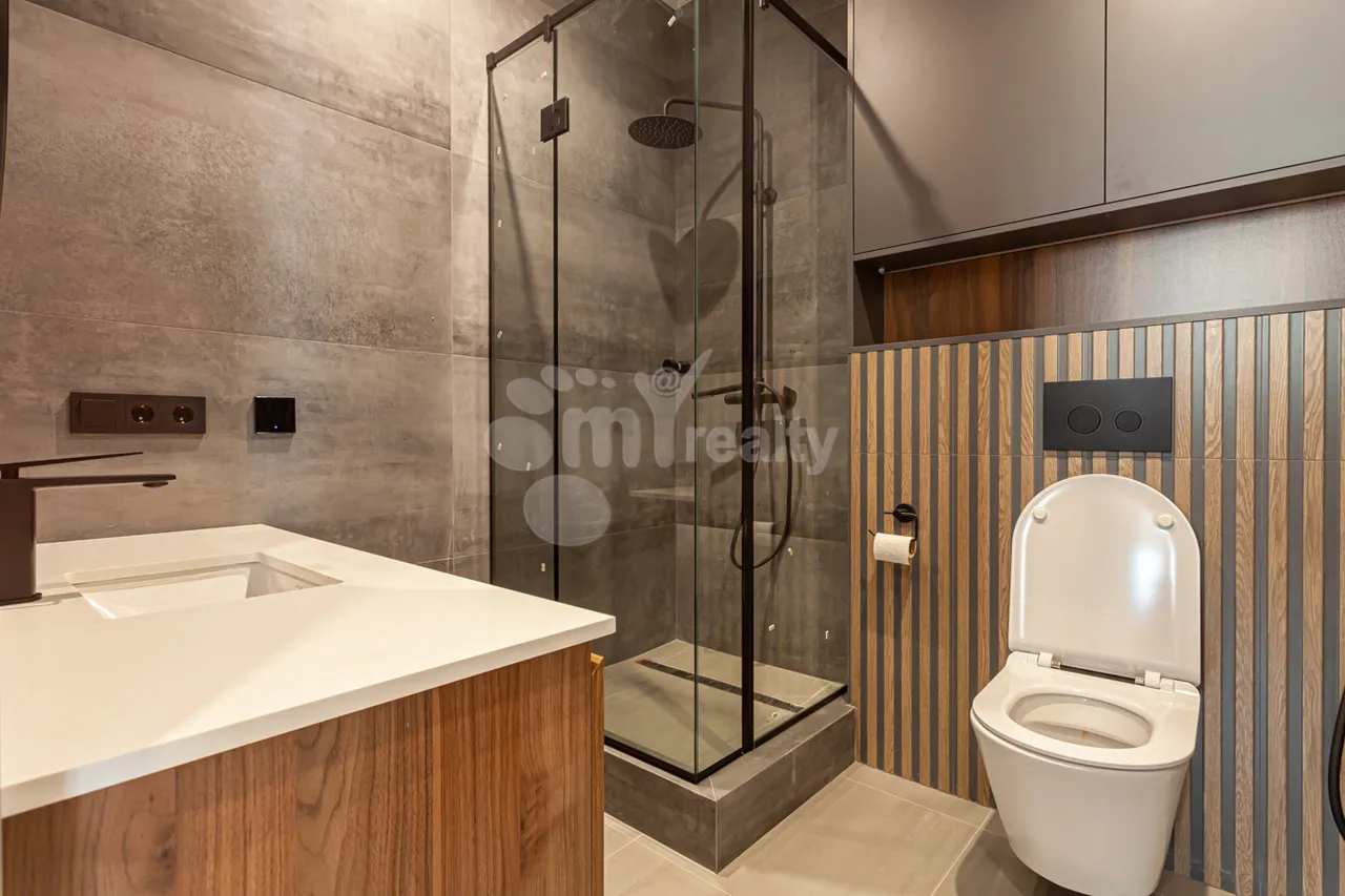 4 bedroom apartment for sale Aram St, Center Yerevan, 158708