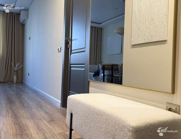 2-senyakanoc-bnakaran-vacharq-Yerevan-Center