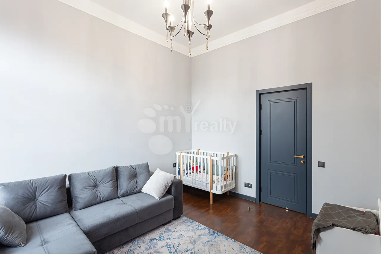 3 սենյականոց բնակարան վարձով Մոսկովյան փող, Կենտրոն Երևան, 158182