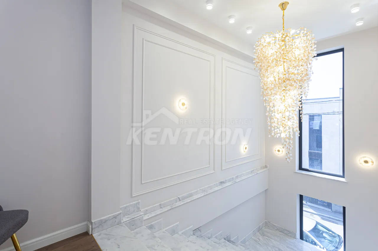 House for sale G 1 dis., Adjapnyak Yerevan, 157362