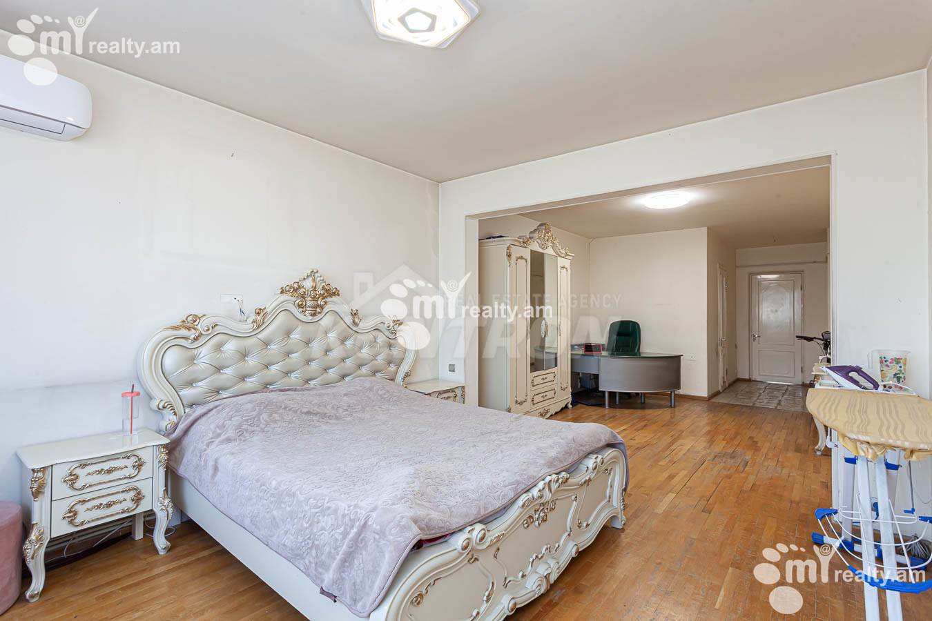 4 bedroom apartment for sale Sayat-Nova Ave, Center Yerevan, 153970