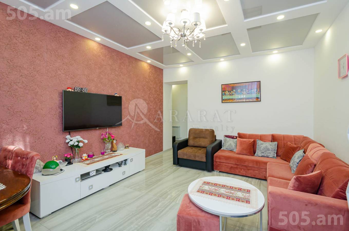 2 սենյականոց բնակարան  Մաշտոցի պող, Կենտրոն Երևան, 149583