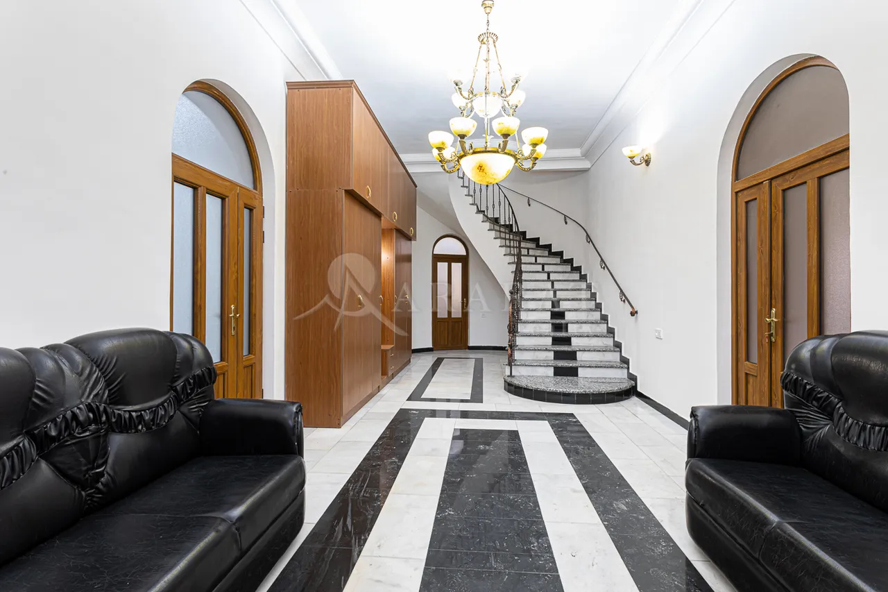 House for rent خیابان بابایان, عربگیر ایروان, 159257