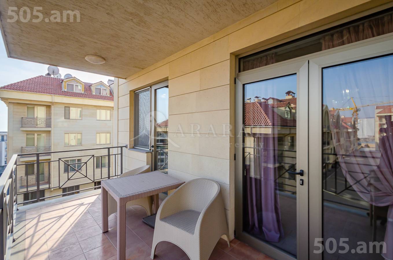 4 bedroom apartment for sale Antarayin St, Center Yerevan, 152086