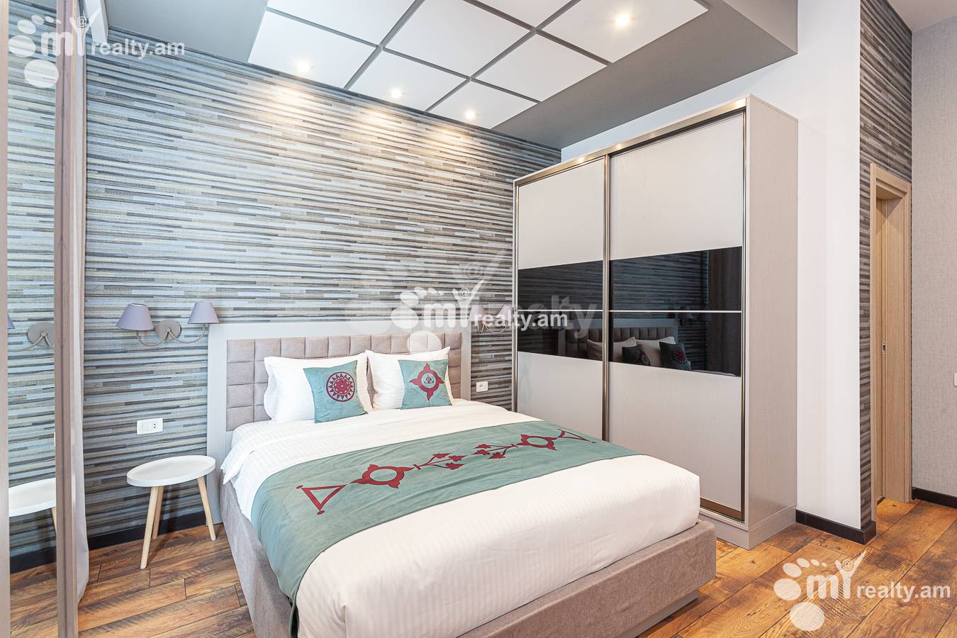 3 bedroom apartment for rent خیابان سایات نووآ, مرکز شهر ایروان, 148259