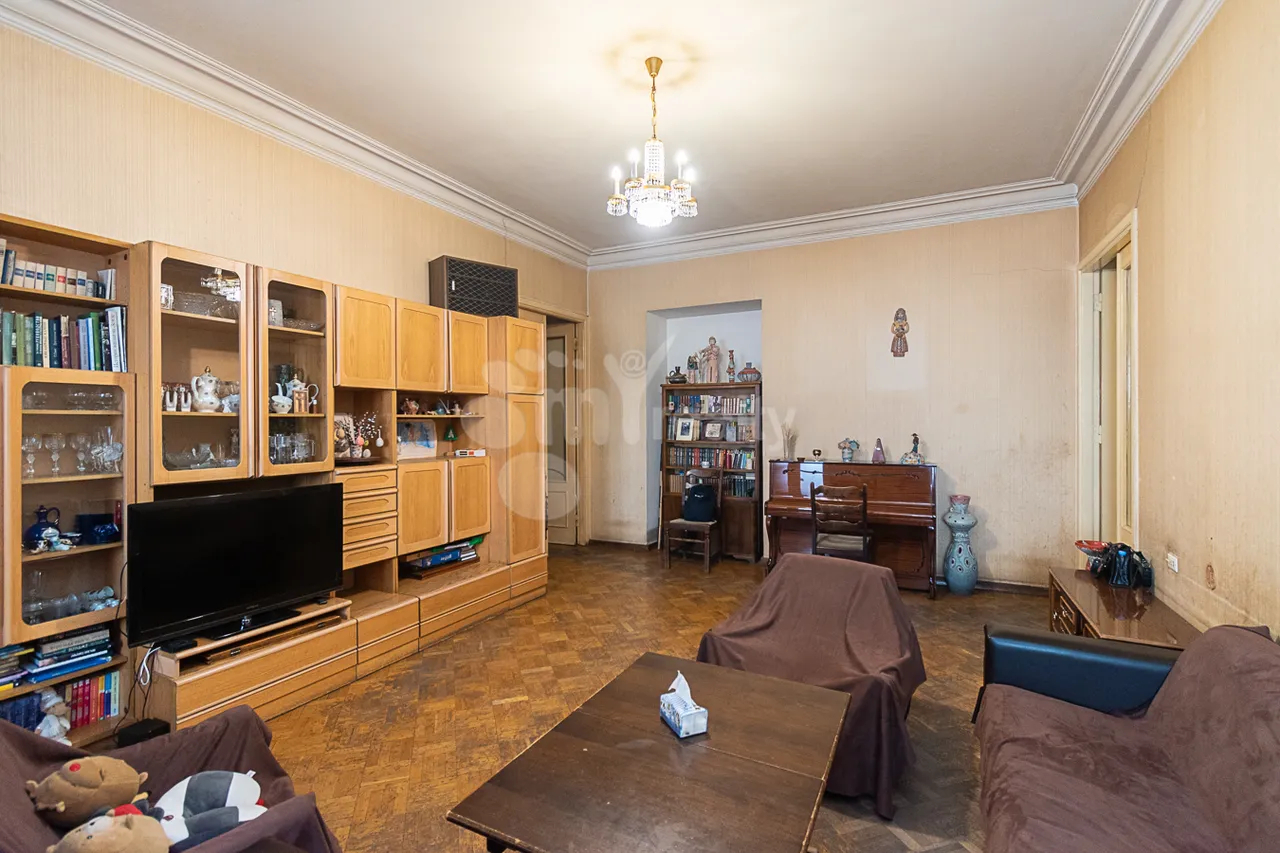3 bedroom apartment for sale Tumanyan St, Center Yerevan, 160107