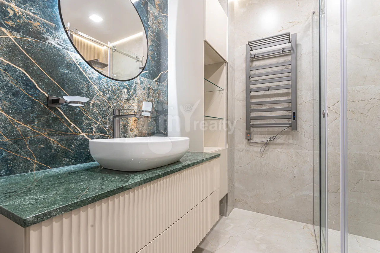 3 սենյականոց բնակարան վարձով Գրիբոեդովի փող, Արաբկիր Երևան, 158538