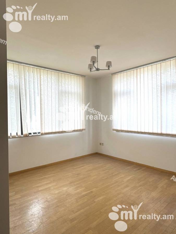 Commercial for rent خیابان آنتارایین, مرکز شهر ایروان, 155678