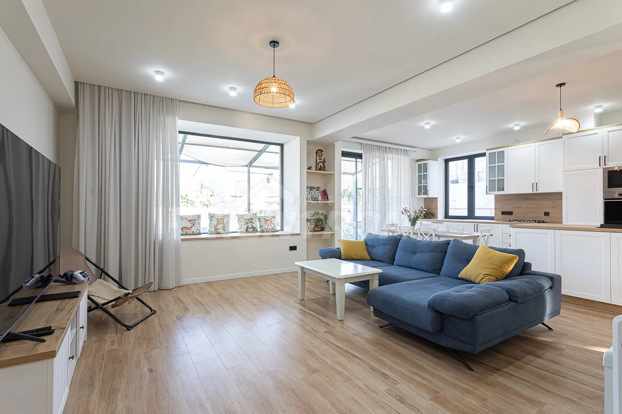 House for sale Paruyr Sevak dis., Awan Yerevan, 158077