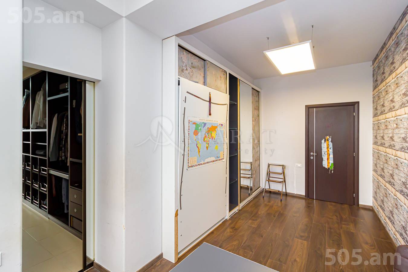 4 bedroom apartment for rent Antarayin St, Center Yerevan, 153233