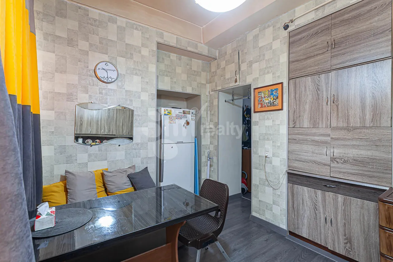 3 bedroom apartment for sale Pushkin St, Center Yerevan, 158166