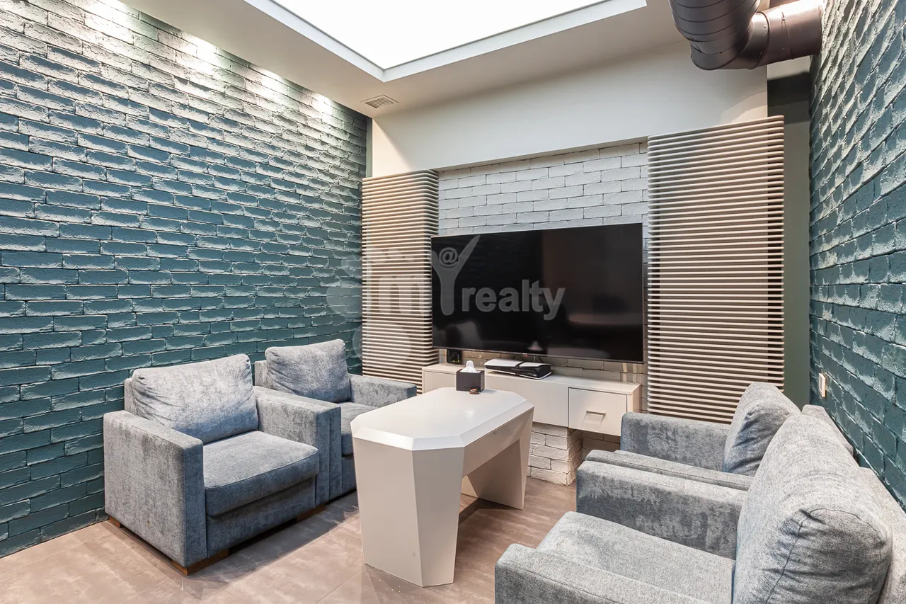 Commercial property for sale Charents St, Center Yerevan, 157295