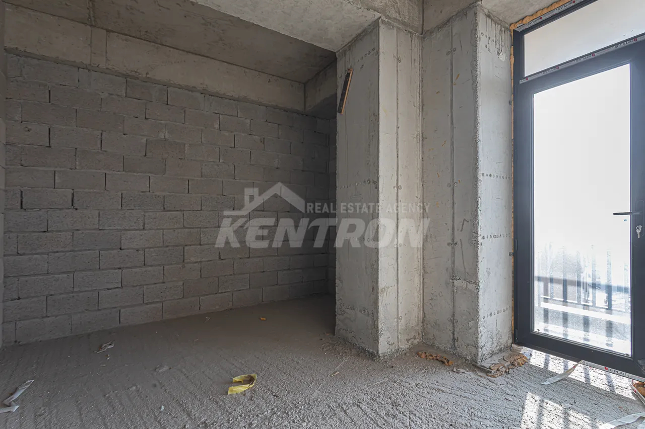3 bedroom apartment for sale Antarayin St, Center Yerevan, 157847