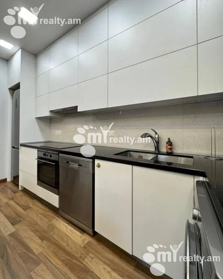 3 սենյականոց բնակարան վարձով Ամիրյան փող, Կենտրոն Երևան, 159203