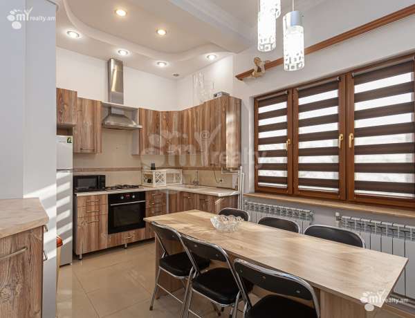 4-bedroom/apartment-for-sale/Paronyan+St/Center/Yerevan