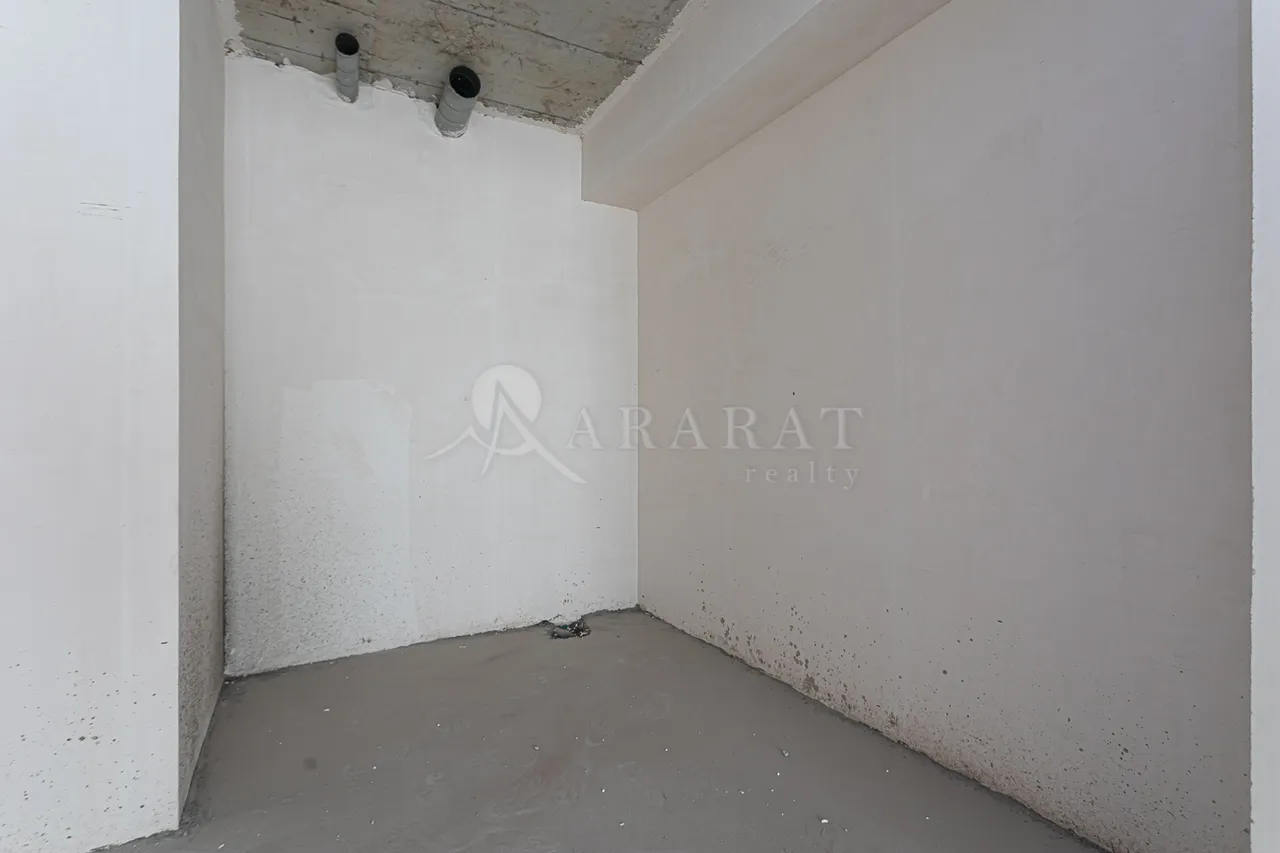 4 bedroom apartment for sale خیابان گِریبودوف, عربگیر ایروان, 157527