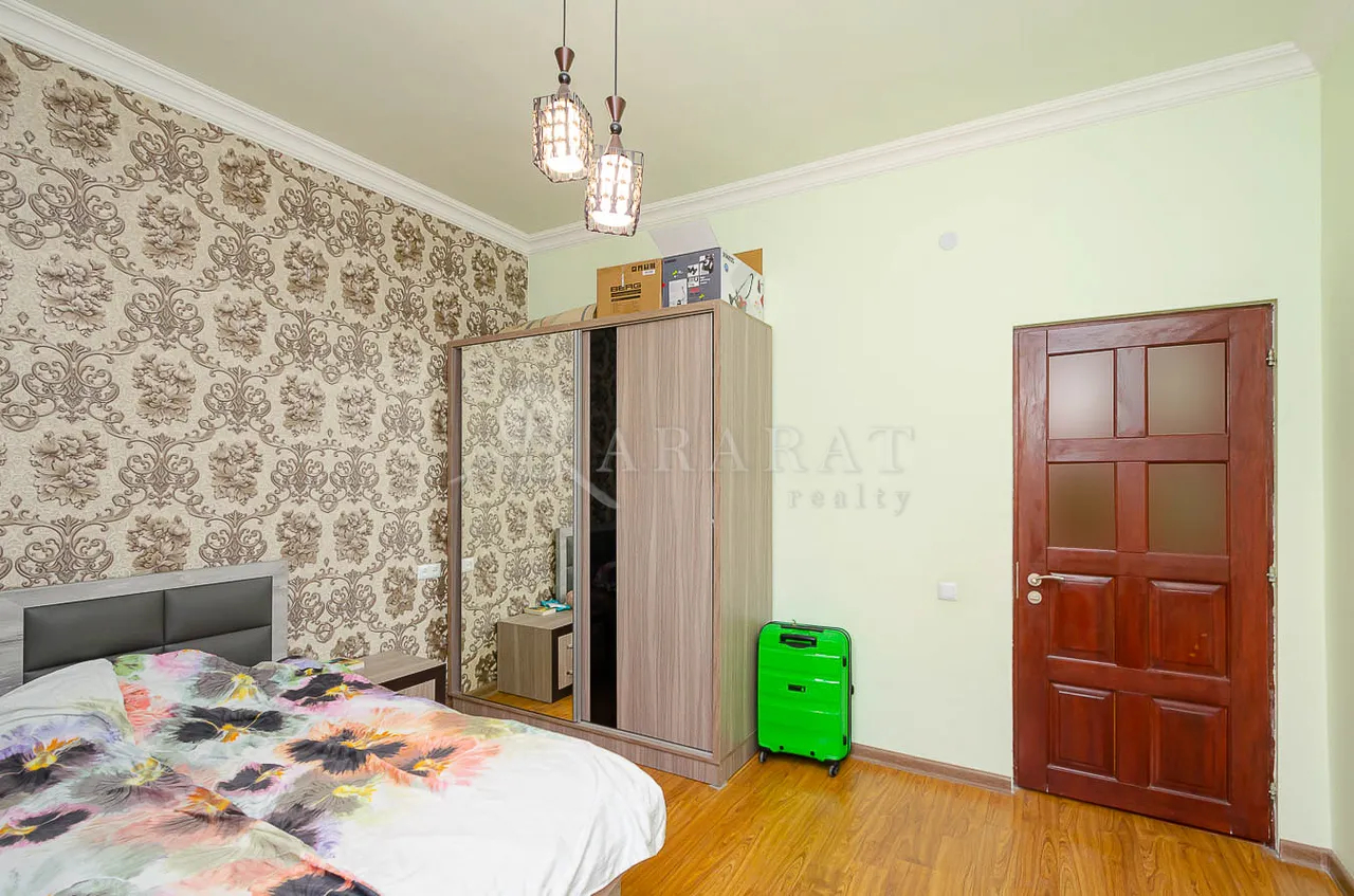 3 bedroom apartment for sale Argishti St, Center Yerevan, 157866