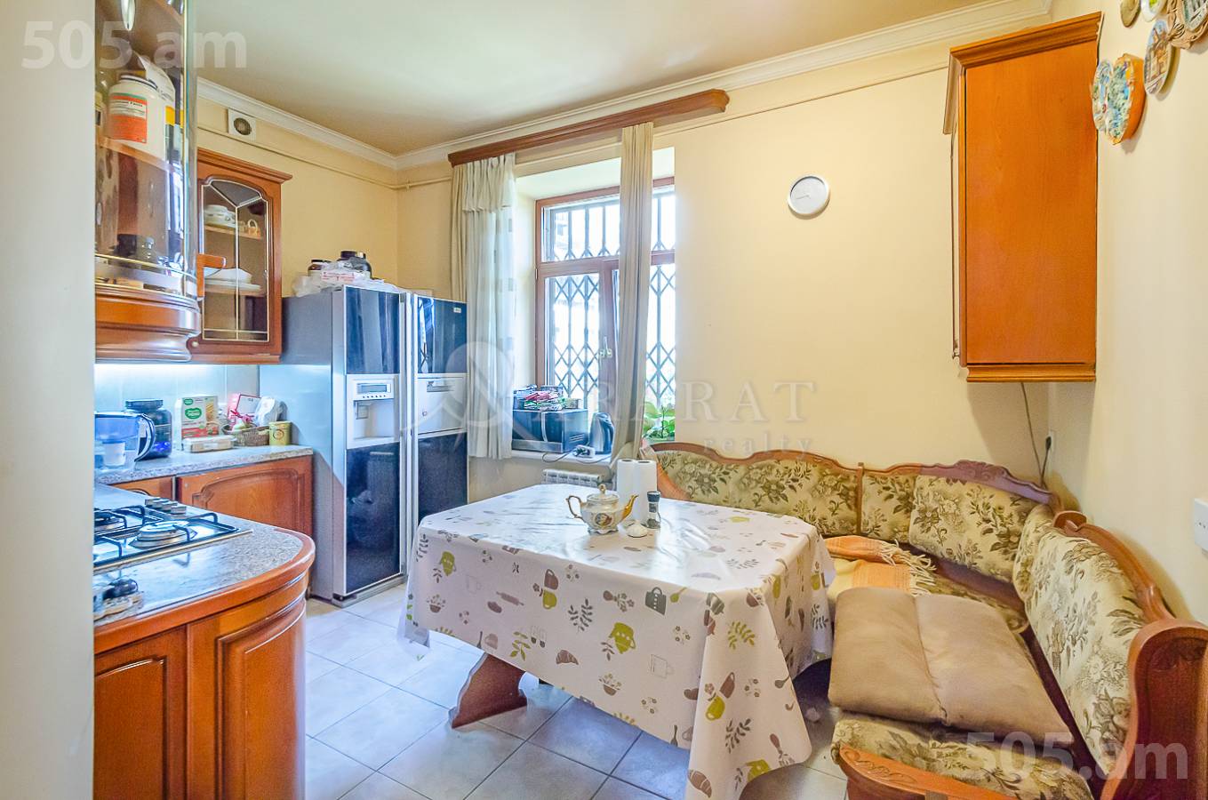 3 bedroom apartment for sale Saryan St, Center Yerevan, 152693
