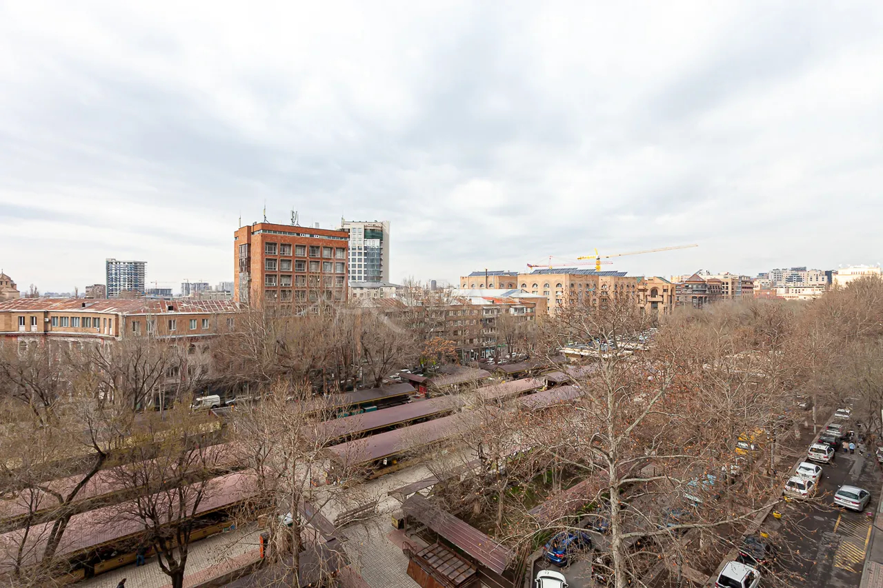 4 սենյականոց բնակարան վարձով Վարդանանց փող, Կենտրոն Երևան, 158841