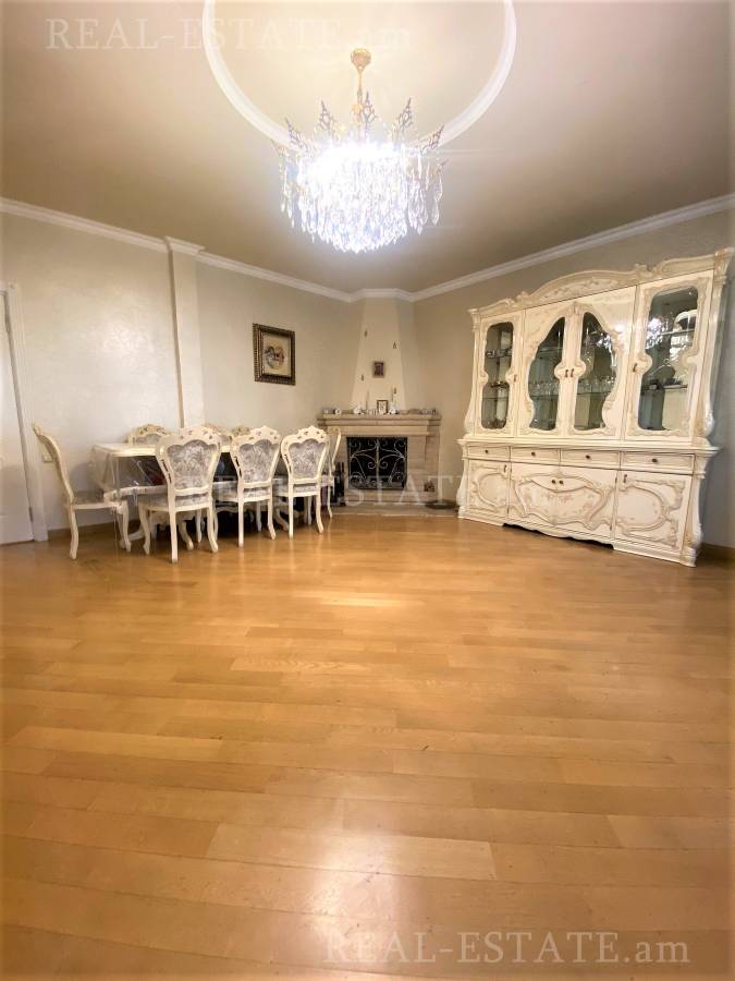 4 bedroom apartment for sale Sayat-Nova Ave, Center Yerevan, 116013