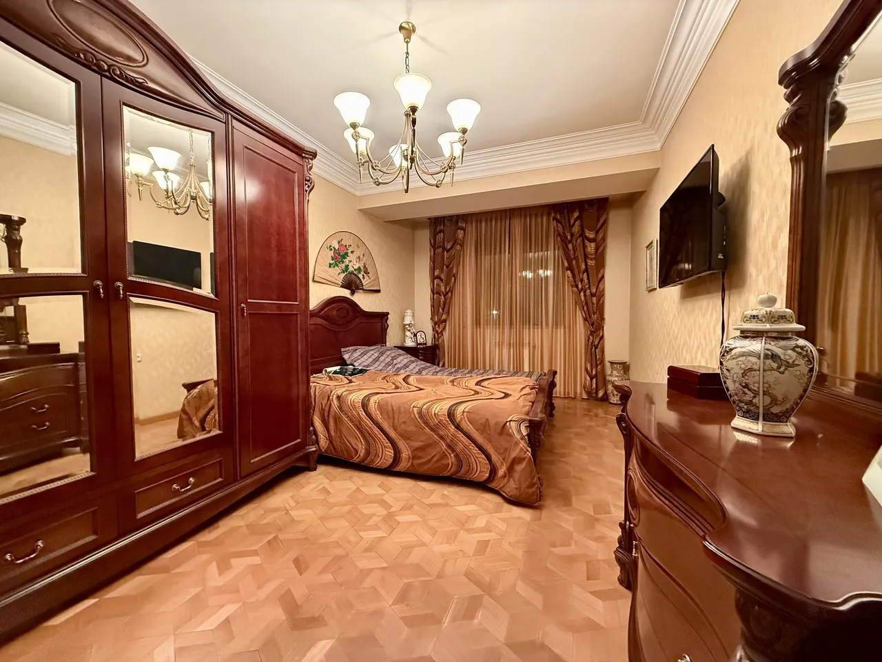 3 սենյականոց բնակարան  Հակոբյան փող, Արաբկիր Երևան, 159045