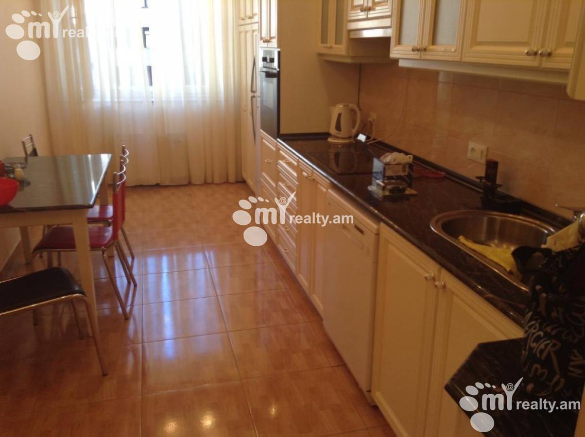 Купить 3 комнатную квартиру Северный пр, Центр Ереван, 143185