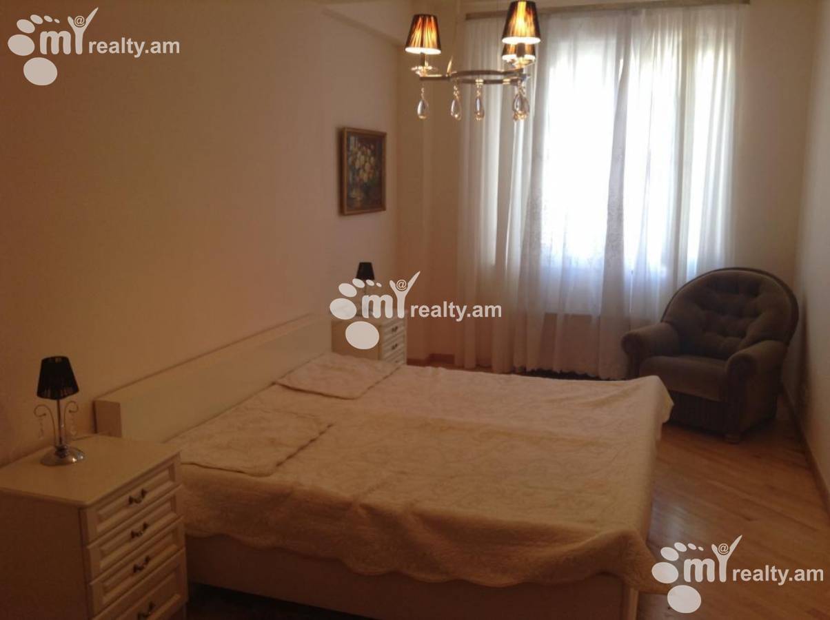 Купить 3 комнатную квартиру Северный пр, Центр Ереван, 143185