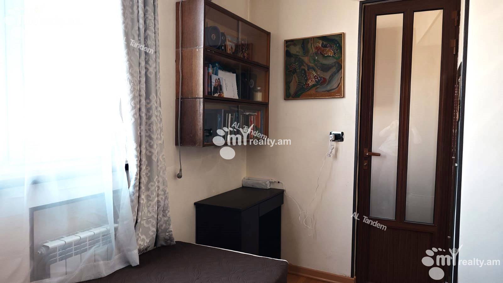 3 bedroom apartment for sale خیابان برادران اوربِلی, عربگیر ایروان, 154795
