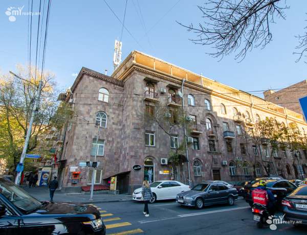3-bedroom/apartment-for-rent/Vardanants+St/Center/Yerevan