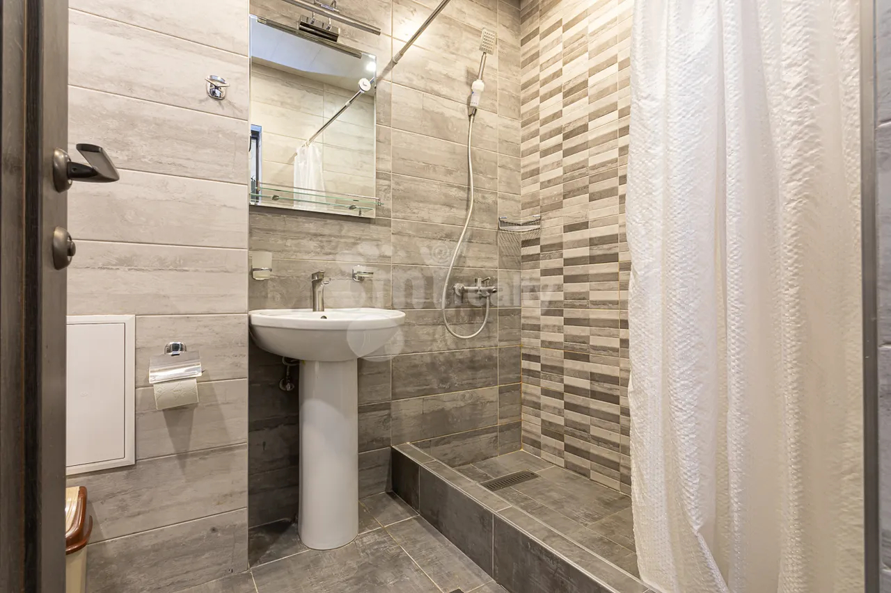 2 bedroom apartment for rent Mashtots Ave, Center Yerevan, 158215