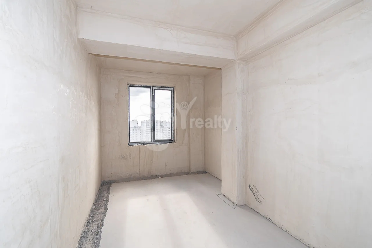 4 bedroom apartment for sale Adonts St, Arabkir Yerevan, 159468