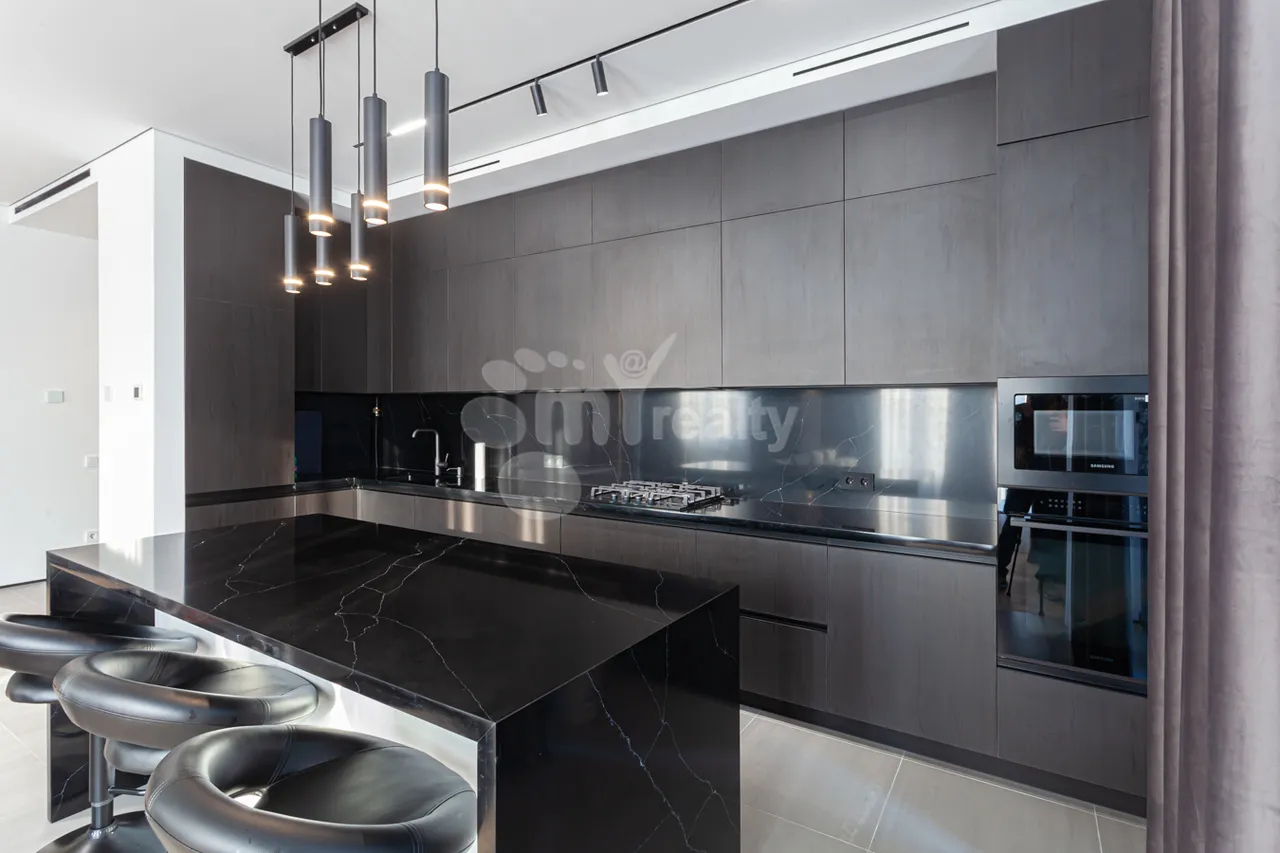 4 bedroom apartment for sale Aram St, Center Yerevan, 158708