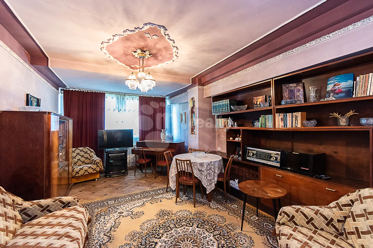 2 bedroom apartment for sale Saryan St, Center Yerevan, 160979