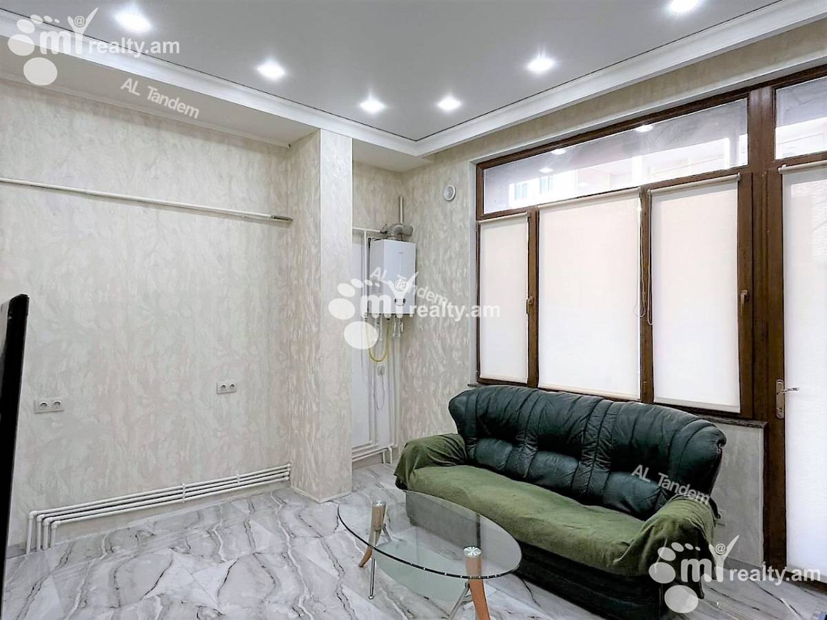 3 bedroom apartment for rent Tumanyan St, Center Yerevan, 133124