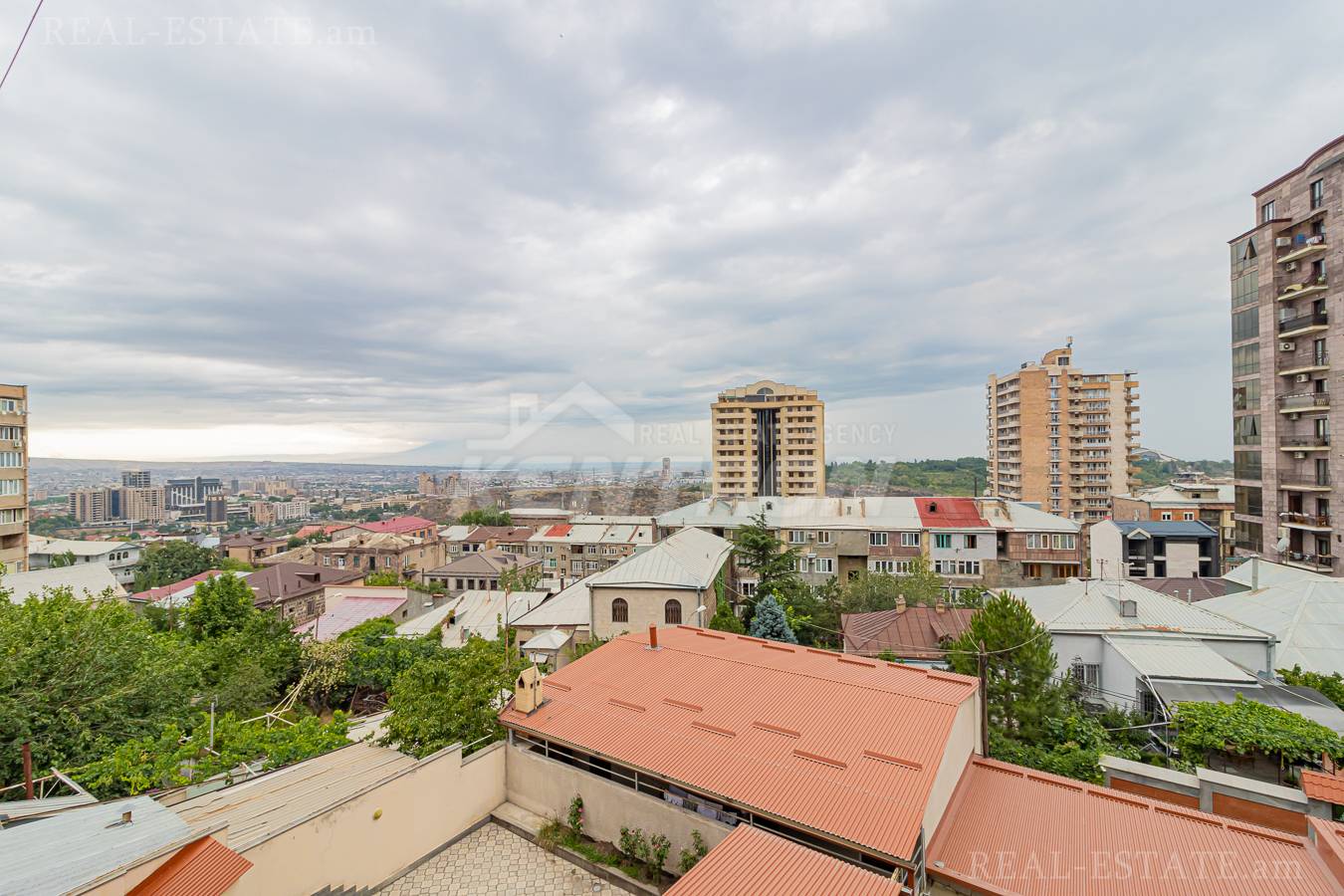 3 bedroom apartment for rent Gyulbenkyan St, Arabkir Yerevan, 137014