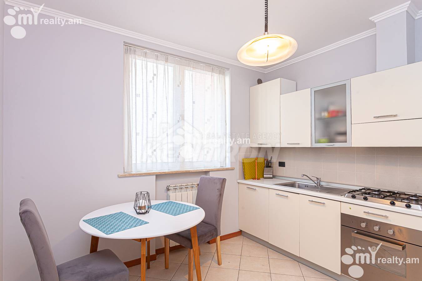 4 bedroom apartment for rent خیابان م. خورِناتسی, مرکز شهر ایروان, 154627