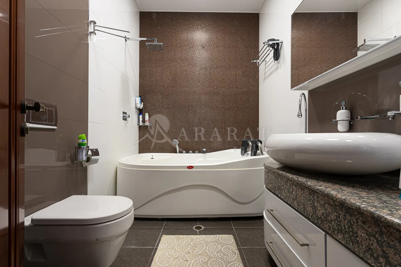 House for sale G 1 dis., Adjapnyak Yerevan, 158466