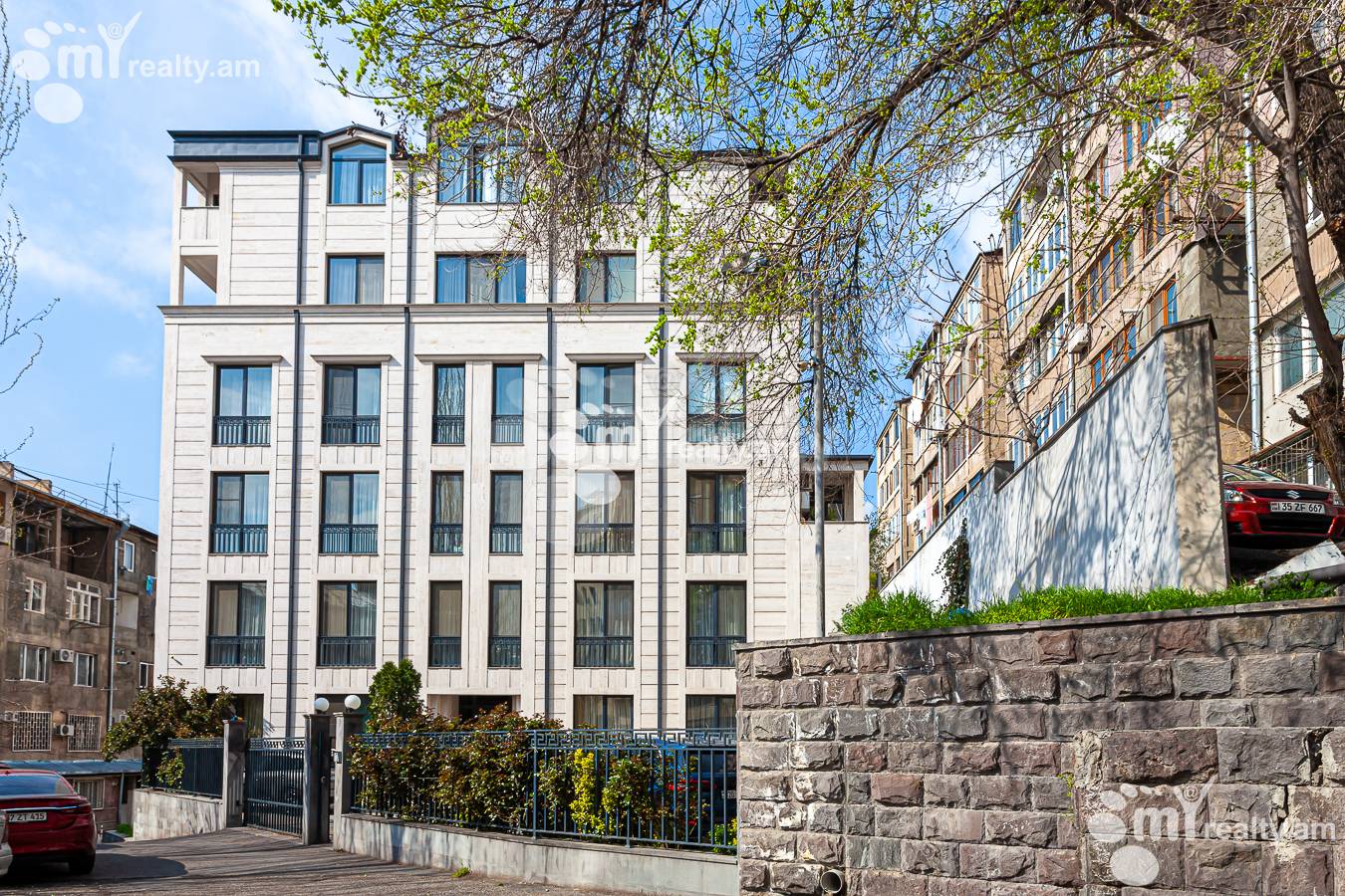 Снять 3 комнатную квартиру Д. Демирчян ул, Центр Ереван, 147570