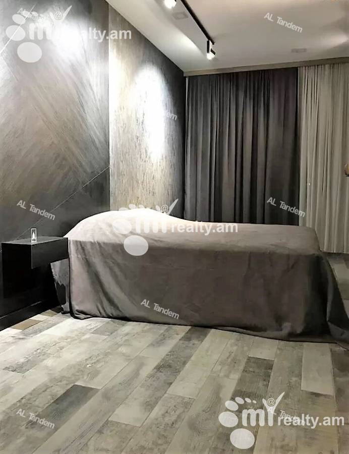 3 bedroom apartment for sale خیابان ماشتوتس, مرکز شهر ایروان, 130041