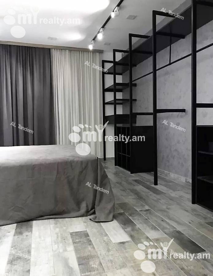 3 bedroom apartment for sale خیابان ماشتوتس, مرکز شهر ایروان, 130041