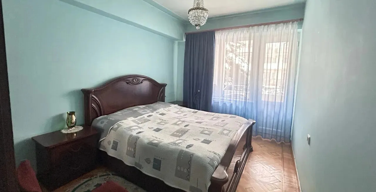 3 bedroom apartment for sale خیابان برادران اوربِلی, عربگیر ایروان, 159123