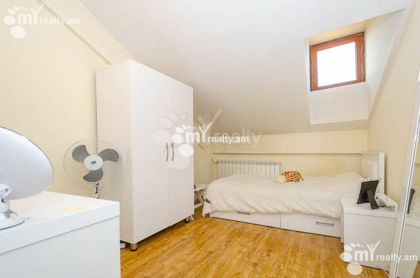 3 bedroom apartment for sale Hovsep Emin St, Arabkir Yerevan, 143593